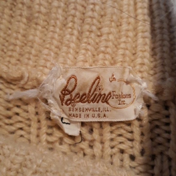 Vintage 1970s Beeline turtle neck sweater - Picture 2 of 3